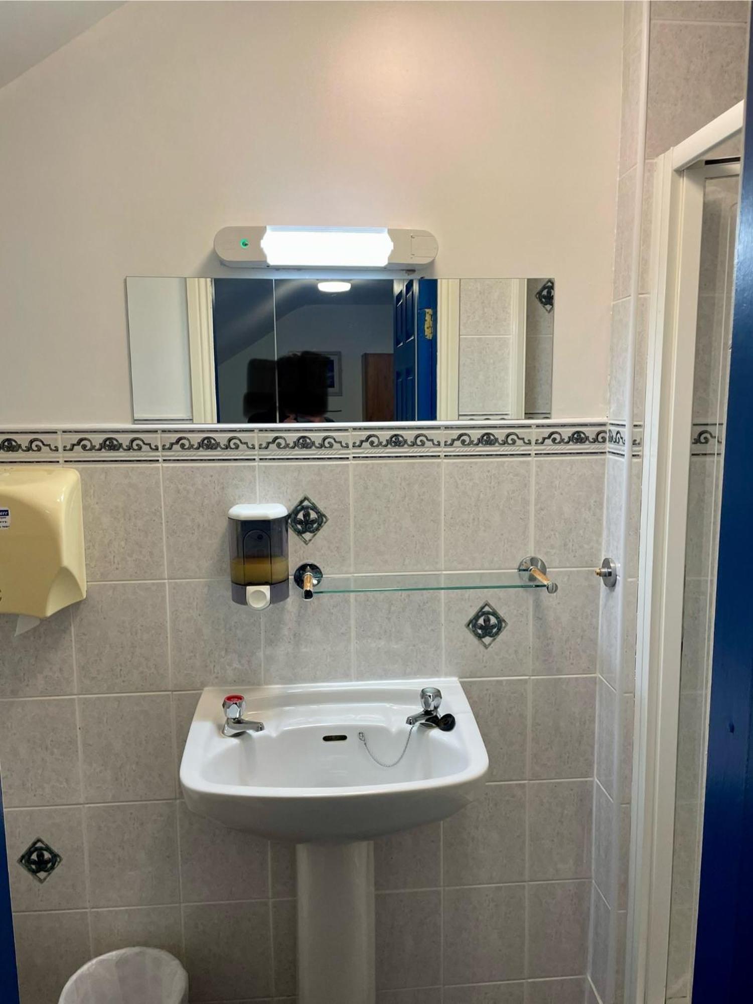Coastguard Lodge Hostel At Tigh Tp Glaise Bheag المظهر الخارجي الصورة