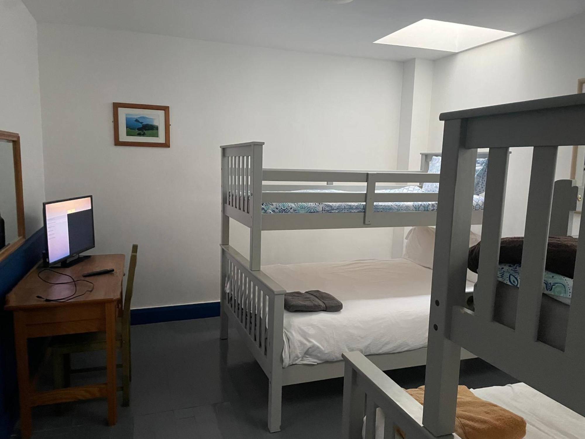 Coastguard Lodge Hostel At Tigh Tp Glaise Bheag المظهر الخارجي الصورة