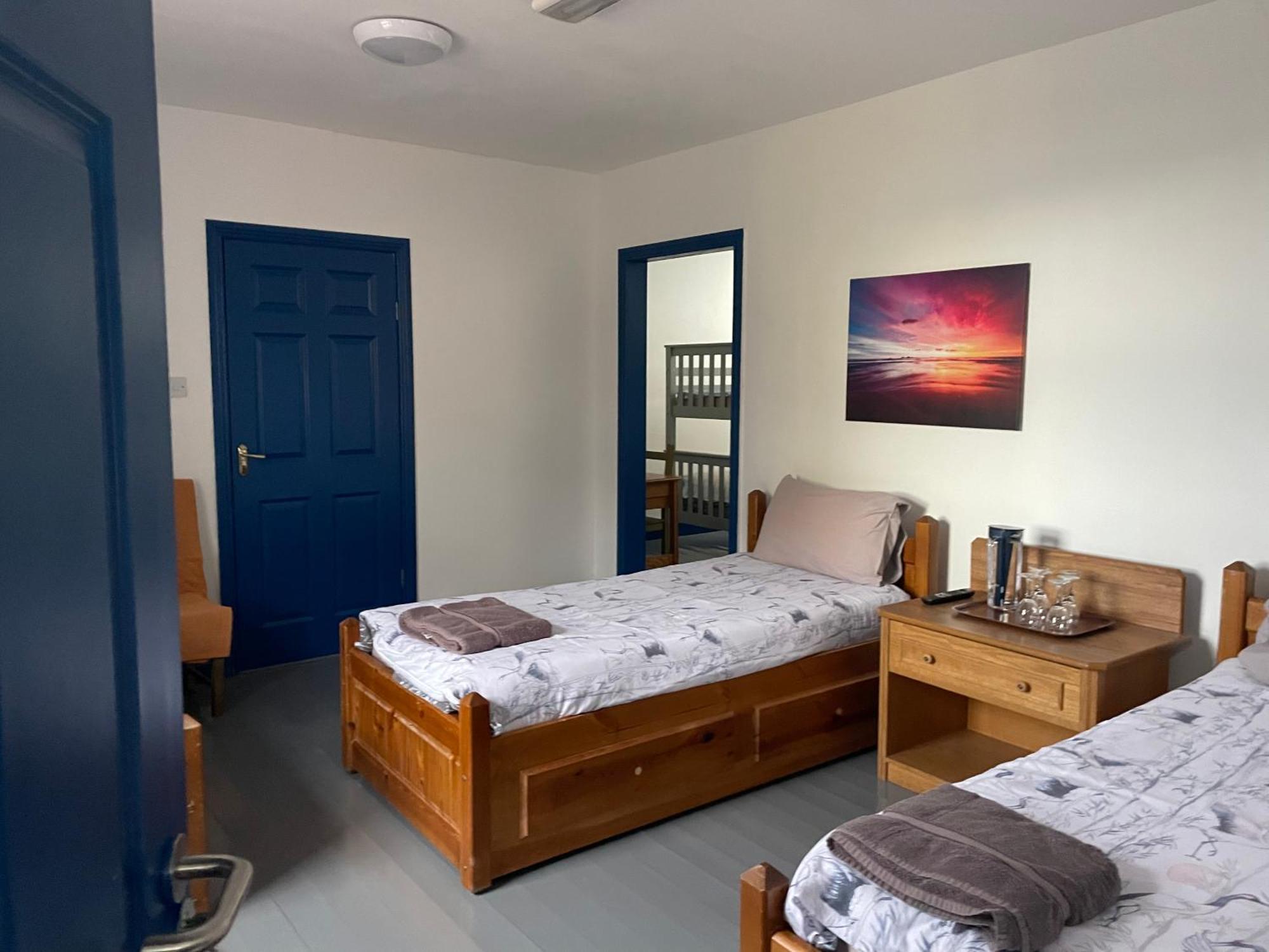 Coastguard Lodge Hostel At Tigh Tp Glaise Bheag المظهر الخارجي الصورة