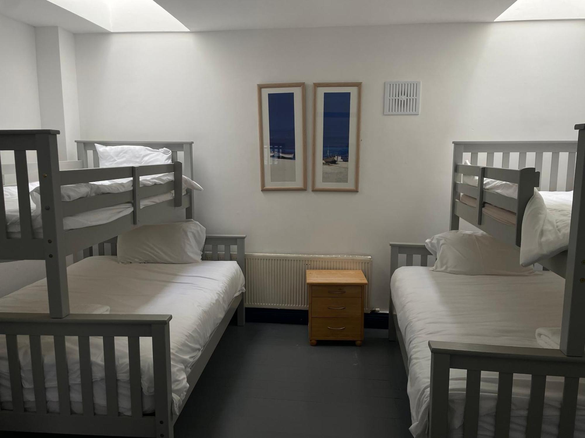 Coastguard Lodge Hostel At Tigh Tp Glaise Bheag المظهر الخارجي الصورة