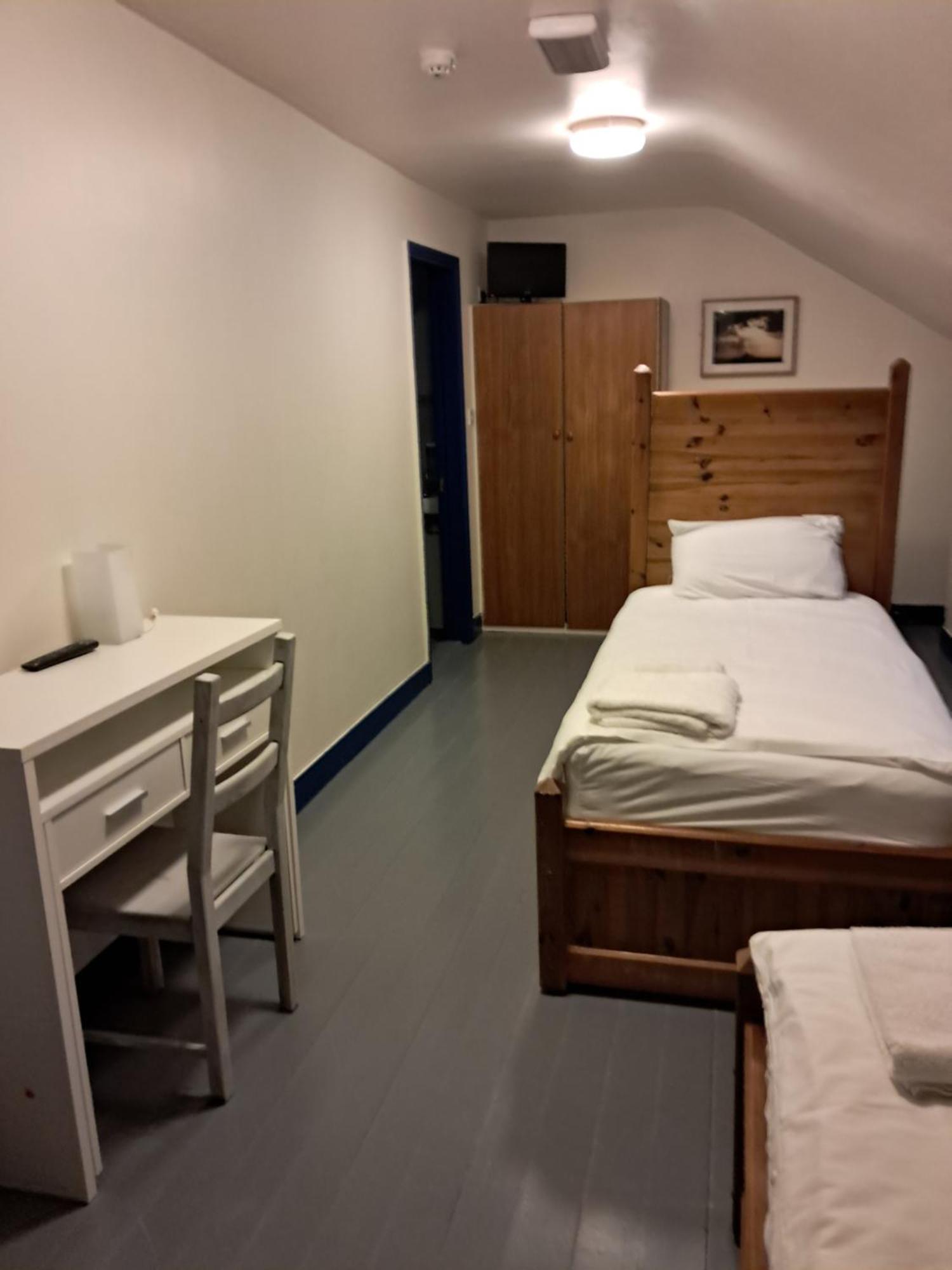 Coastguard Lodge Hostel At Tigh Tp Glaise Bheag المظهر الخارجي الصورة