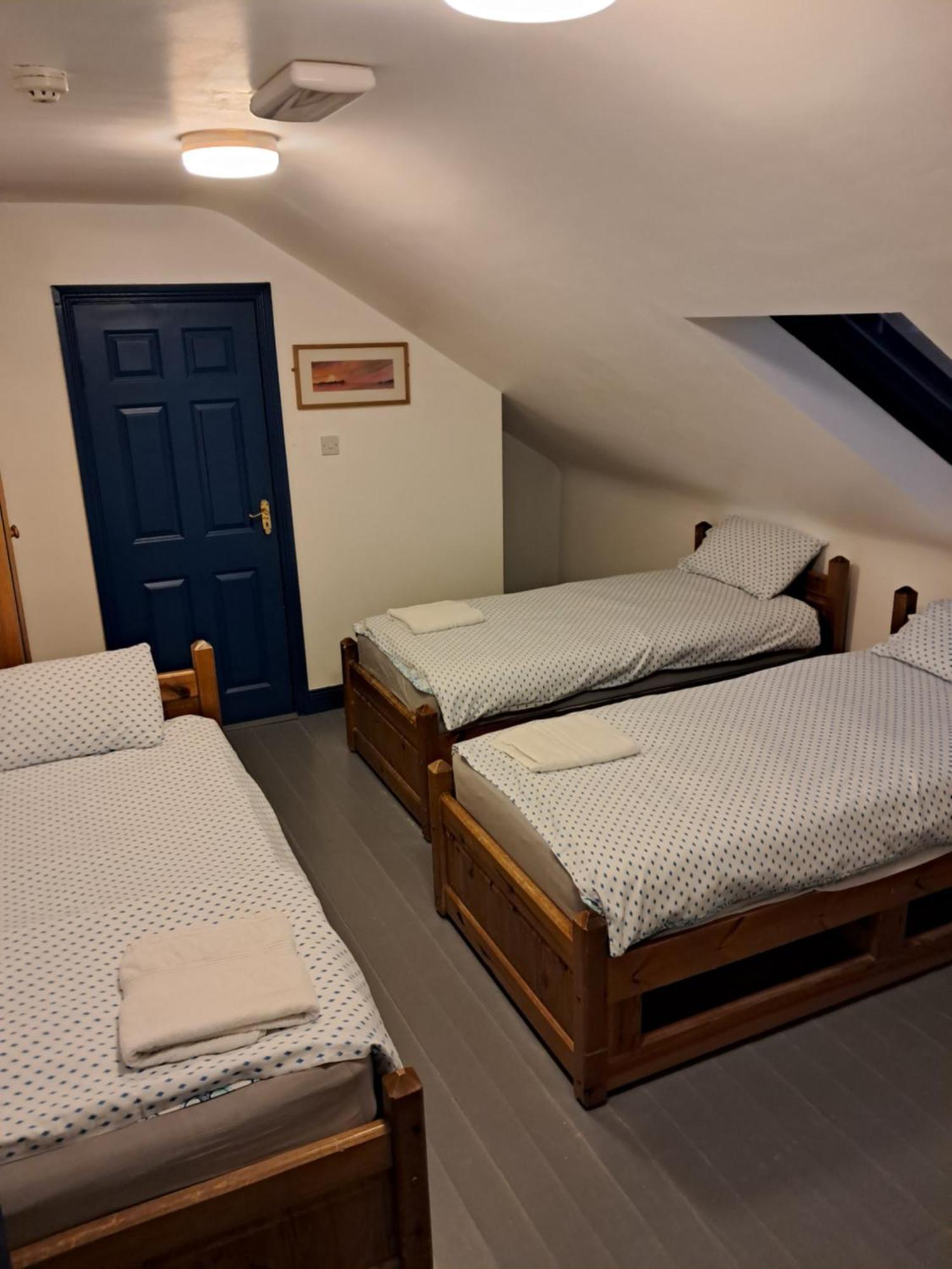 Coastguard Lodge Hostel At Tigh Tp Glaise Bheag المظهر الخارجي الصورة